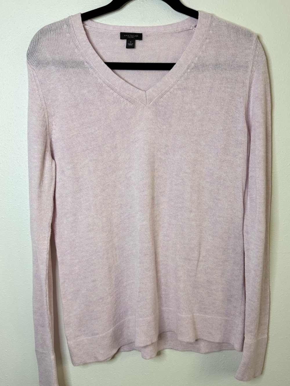Ann Taylor Soft Blush V Neck Sweater | Lightweight Knit